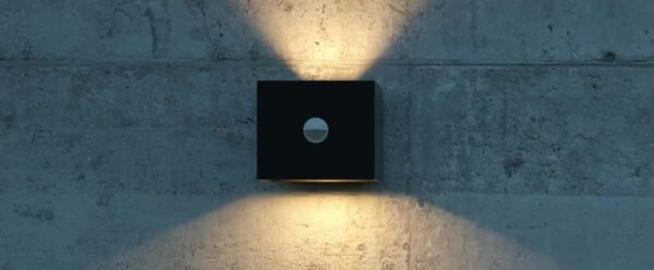 LifeSmart Porch Wall Lamp – Smart Motion-Activated Outdoor Light - Image 6